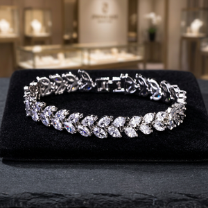 Bracelet en or blanc avec diamants taille marquise, bijoux de luxe de créateur, cadeau de mariage pour femme - Product Image 3