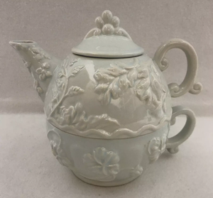 <strong>2</strong> in 1 Pink Glazed Ceramic <strong>Teapot</strong> <strong>and</strong> <strong>Cup</strong> <strong>Set</strong> with Embossed Stoneware Design Eco-Friendly 350ml Capacity - Product Image 1