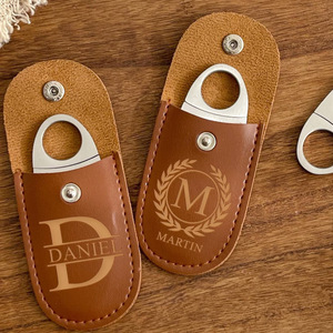 En stock: estuche para guardar cortadores de cigarros, cortador de cigarros de acero inoxidable, estuche protector de PU, nombre grabado con láser, un regalo para amantes de los cigarros - Product Image 3