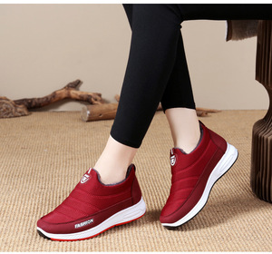 Zapatos de Algodón - Otoño/Invierno 2025, Botas de Nieve Impermeables, Antideslizantes, Ligeras, con Suela Gruesa, Cálidas y Aisladas, Casuales, para Hombre y Mujer - Product Image 1