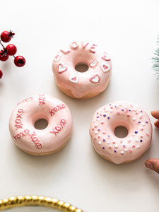 Winter Christmas <b>Pink</b> Donut Ceramic Ornaments Set of 3 Ins Romantic Decor for Tabletop Xmas Tree Home Party <b>Decoration</b> - Product Image 3