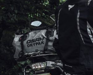 Tas Travel Tahan Air Custom Grosir Untuk Berkemah, Berkuda, Anti Bocor, Resleting Modis, Perlengkapan Outdoor, Tas Duffel PVC Tahan Air - Product Image 4