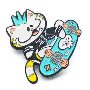 Ve áo phù hiệu nhãn bán buôn mẫu miễn phí Thiết kế biểu tượng tùy chỉnh kim loại phát sáng trong bóng tối linh vật cứng men pins - Product Image 4