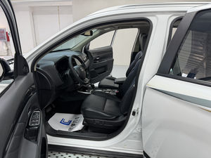 Auto Usata Modello 2019 2.0L 2WD Edizione Enjoy 7 Posti Mitsubishi Outlander - Product Image 5