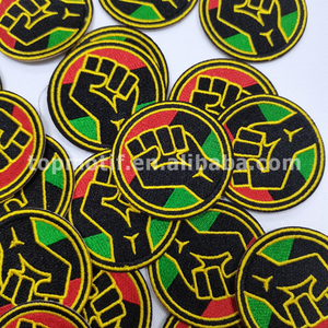 Diseño personalizado de fábrica Black Lives Matter <span class=keywords><strong>Fist</strong></span> Parche bordado personalizado para planchar para ropa Chaleco con capucha - Product Image 2