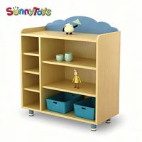 Armoire de rangement pour école maternelle avec organisateur de lit intégré pour salle de classe préscolaire