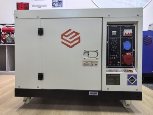 Venta Directa de Fábrica: Grupo Electrógeno de 5-30 kW, Tipo Abierto con Arranque por Rueda, Frecuencia 50/60 Hz, 230 V, Modelo YHS-DG-B902, Tipo Silencioso - Product Image 1