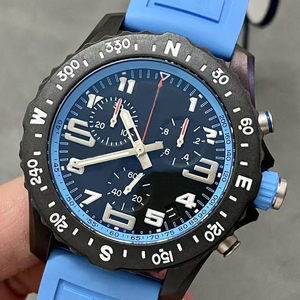 Montre chronographe haut de gamme pour homme en fibre de carbone, avec un style multifonctionnel et complexe, et logo personnalisable - Product Image 2