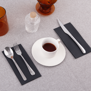 <span class=keywords><strong>Serviettes</strong></span> de table jetables noires en Airlaid <span class=keywords><strong>pré</strong></span>-<span class=keywords><strong>pliées</strong></span> pour restaurants, mariages, traiteurs (vente en gros) - Product Image 4