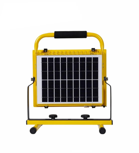 Projecteur de travail LED 200W, projecteur portable à énergie solaire avec poignée, étanche IP65 pour le camping, le travail, les situations d'urgence, étanche IP65 - Product Image 6