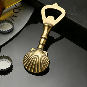 Apribottiglie da Parete Vintage, Apribottiglie Retrò in Bronzo con Scritta 'OPEN HERE', Accessorio da Bar Fisso per Casa, Cucina, Pub - Product Image 3