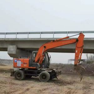 Excavadora de Ruedas Hitachi ZX100 ZX120 ZX130 de 13 Toneladas de Segunda Mano en Buen Estado con Motor, Caja de Cambios, Bomba e Inspección en Video - Product Image 2