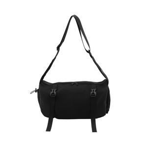 Sac bandoulière pour homme en nylon, grande capacité, couleur noire unie, haute qualité, pour tenues de tous les jours, printemps - Product Image 2