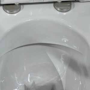 WC à <span class=keywords><strong>réservoir</strong></span> encastré accessible, WC <span class=keywords><strong>d</strong></span>'hôpital, WC pour personnes handicapées et confortable, WC haute, WC ADA, WC siphonique en céramique vitreuse pour handicapés - Product Image 6