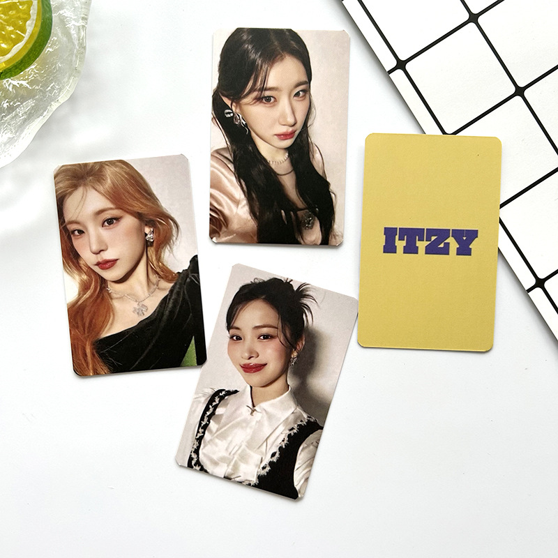 KPOP 4pcs/set ITZY Algorhythm Photocard - Art & Collectible