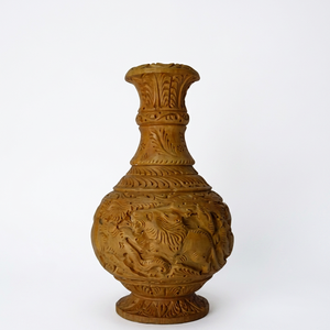 Vase en bois sculpté artisanal écologique avec motif de dragon, sculpture ovale, objet de collection, décoration autoportante, Rajasthan - Product Image 1