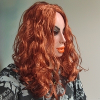 Masque intégral en latex Ugly Girl avec cheveux bouclés rouge-brun et grande bouche – Accessoire de fête tendance pour Halloween, mascarade et cosplay