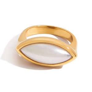 Anillo de Perlas con Forma Geométrica, Engaste de Bisel, Chapado en Oro de 18K, Joyería para Mujer, Uso Diario - Product Image 1