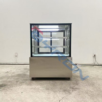 Vitrine rectangulaire de comptoir pour boissons et gâteaux avec roulettes verrouillables