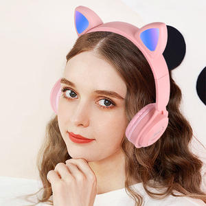<b>Cat's</b> <b>Ears</b> Steamed <b>Cat</b> <b>Ear</b> Shaped Bread Hair Light Headworn Blue Tooth Headset Subwoofer Wireless Foldable Universal Headset - Product Image 2