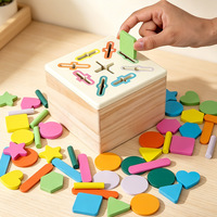 Jouets éducatifs Montessori en bois pour bébés, boîte à monnaie sensorielle pour le tri, pour les tout-petits de 1 à 3 ans, développement de la motricité fine et jeux d'association
