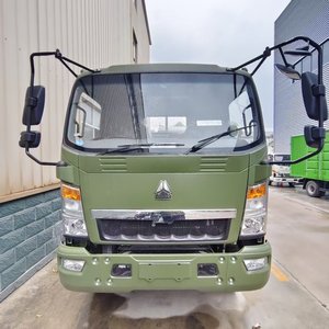 Camion SINOTRUK HOWO 4*4 avec une capacité <span class=keywords><strong>de</strong></span> charge nominale <span class=keywords><strong>de</strong></span> 10 tonnes. SINOTRUK HOWO avec une caisse <span class=keywords><strong>de</strong></span> chargement <span class=keywords><strong>de</strong></span> 7,2 mètres <span class=keywords><strong>de</strong></span> long. - Product Image 2