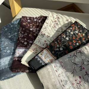 Spot Voile Print 114*114cm Hijab Malasia Indonesio Wrap Pañuelo para la cabeza - Product Image 1