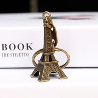 Cadeau de Noël métal modèle créatif porte-clés voiture moto porte-clés tour Eiffel porte-clés personnalisé