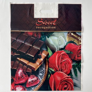 Sac d'Emballage Personnalisé pour Vêtements en Plastique PE avec Poignée Découpée Renforcée pour le Shopping - Product Image 5