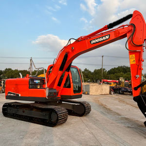 รถขุดตีนตะขาบ Doosan DX140lc-9c มือสอง ขนาด 14 ตัน สำหรับงานดิน พร้อมเครื่องยนต์ เกียร์ มอเตอร์ แบริ่ง ปี 2024 จากเซี่ยงไฮ้ บุ้งกี๋ขนาด 0.51 เมตร รับประกัน 6 เดือน - Product Image 1