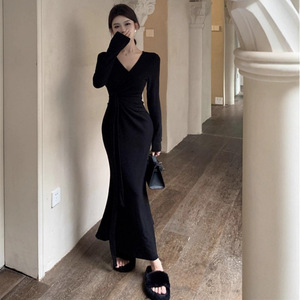V-Neck Knitted Dress Women Autumn Winter Bodycon Long Skirt Fishtail Style Solid Color Slit Base Layer Dress Black - Product Image 2