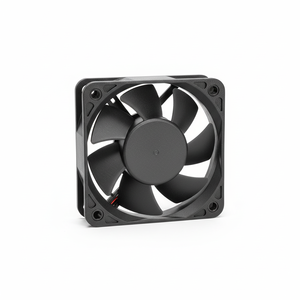 พัดลมระบายความร้อนแบบกันน้ำ Crown AGV04028 แบบแกนหมุน โครงสร้างพลาสติก ลูกปืน  ไฟฟ้า  OEM ปรับแต่งได้สำหรับชิ้นส่วนอิเล็กทรอนิกส์ - Product Image 1