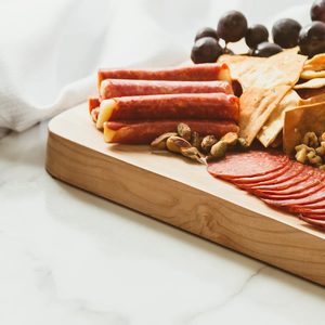 Planche à découper rectangulaire en bois d'érable durable, réversible, avec des coins arrondis et des bords en grain de bois, ustensiles de cuisine - Product Image 4