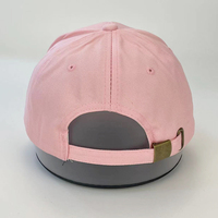 Casquettes de baseball non structurées à 6 panneaux en sergé de coton vierge, brodées motif fraise mignon, style Dad Hat, en stock