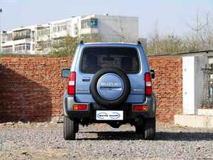 Suzuki Jimny Euro IV, SUV compact tout-terrain avec une puissance de 100-150 ch, idéal pour les amateurs de plein air et les projets personnalisés - Product Image 2