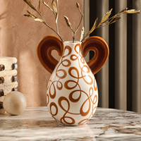 Vase en céramique blanc cassé à motif en spirale caramel, double poignée, vase décoratif pour fleurs, pour le salon, décoration de la maison