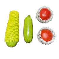 Filet en mousse de polyéthylène respirant et souple pour l'emballage anti-frottement des aubergines et des radis