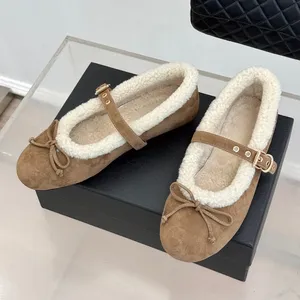 Chaussures plates décontractées et confortables pour femme, à bout rond, avec bride à boucle, doublure chaude et moelleuse, idéales pour la marche quotidienne – Collection Hiver 2026 de haute qualité - Product Image 3