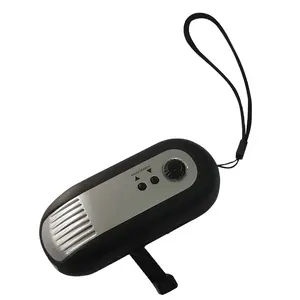 FM 라디오가있는 3led 라디오 손전등 핸드 크랭크 토치 플라스틱 핸드 다이너모 손전등
