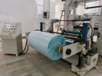 Machine de revêtement automatique électrique pour film protecteur de surface en PE avec séchage à air chaud et emballage plastique