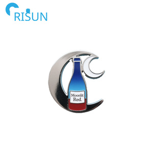 En gros, Pin's en émail souple et dur, motifs bouteille de vin rouge, logo personnalisé, motif 'Mom Juice', motif raisins à paillettes, motif coupe de vin, Badge, Broche - Product Image 3