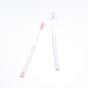 Brosse à dents personnalisée avec logo, vente chaude du fabricant, échantillon <span class=keywords><strong>gratuit</strong></span>, brosse à dents en plastique pour adultes pour soins personnels - Product Image 1