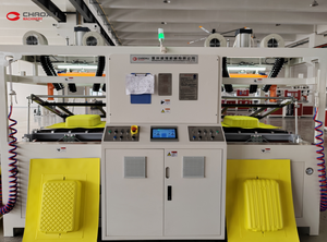 Machine de thermoformage de coques en plastique de grande taille Machine de fabrication de bagages de <span class=keywords><strong>voyage</strong></span> - Product Image 4