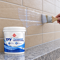 Revêtement imperméable transparent liquide blanc laiteux appliqué au rouleau sur les surfaces de carreaux en céramique pour l'étanchéité des murs intérieurs
