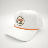 Casquette de baseball personnalisée à 5 panneaux en caoutchouc avec logo Casquette de golf perforée, imperméable, découpée au laser et percée de trous
