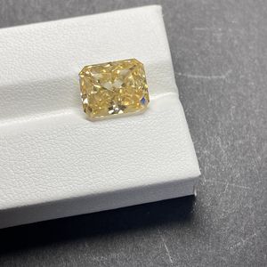เพชรโมอิสซาไนต์สีเหลืองทรงเรเดียนท์ขนาด 10x12 มม. แบบเจียระไนไอซ์ครัช ผลิตในห้องปฏิบัติการ - Product Image 3