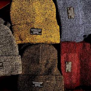 Sew on Customized Brand <b>Name</b> Logo Hot Cut Tags Weaving Woven Knitted Hat <b>Labels</b> With Non Fabric Backing - Product Image 2