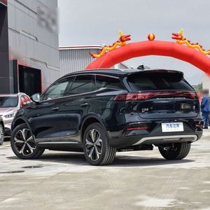 2024 en STOCK Fabriqué en Chine Hot Populaire Byd Han EV Genesis 610KM Quatre roues motrices 4WD Modèle Premium BYD TANG - Product Image 3