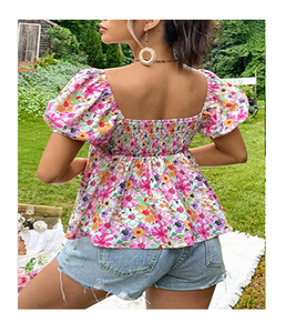 Haut à manches courtes à imprimé floral élégant pour femmes, coupe régulière confortable, décontracté, pour les sorties en club et en soirée - Product Image 1