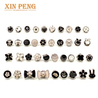 Broche pour femme, épingle à Hijab, lettre perlée, luxe, fleur, personnalisée, chine, 12 pièces